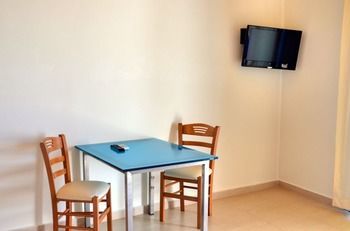 Minos Boutique Hotel