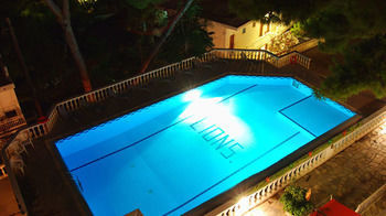Lions2 Studios And Apartments Askeli
