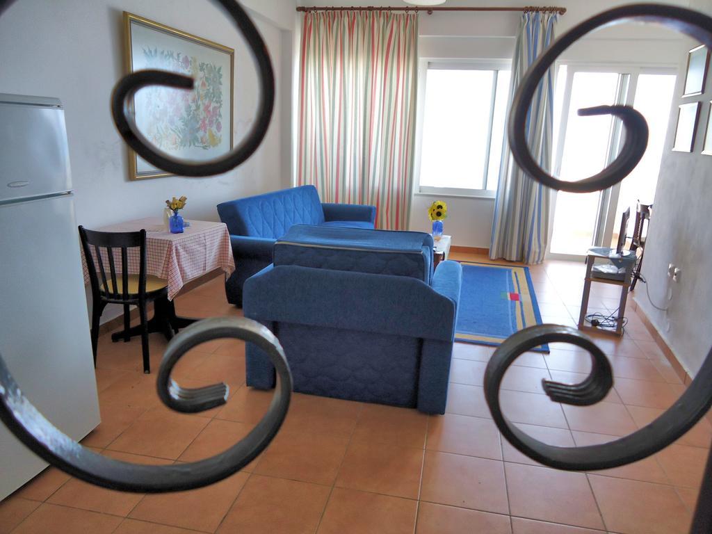 Popi House *