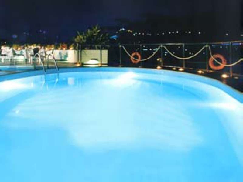 Hotel Holiday Suites Athens