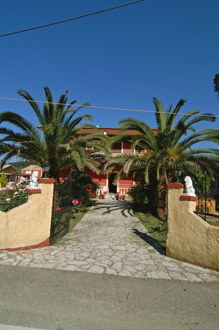 Apartment Haroula *