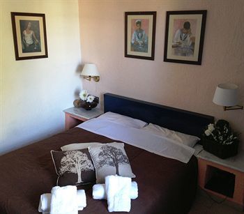 Hotel (adults Only)