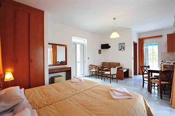Anna Ageliki Aparthotel Damnoni