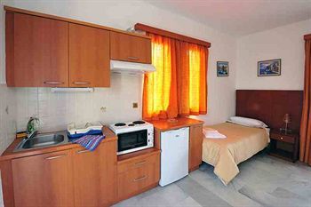 Anna Ageliki Aparthotel 2*
