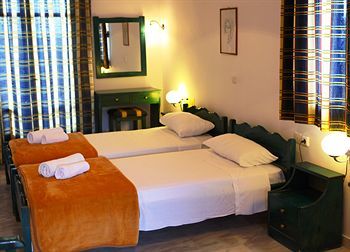 Idomeneas & Hotel