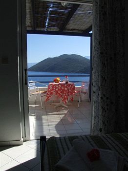 Nafsika Aparthotel 3*