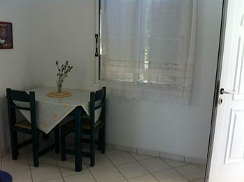 Nafsika 3* Kerveli