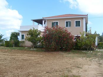 Moschona Apartment Lakithra
