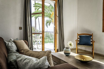 Sunrise Hotel 3*