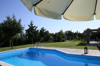 Sunny Sani Luxury Villas *
