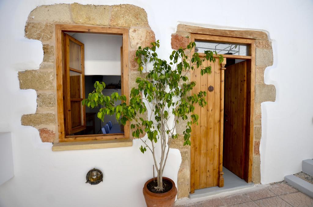 Apartment Lindos Esel Suites *