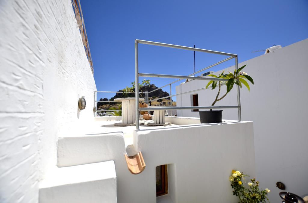 Lindos Esel Suites Apartment