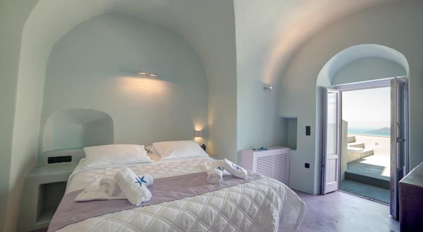 Hotel Caldera Cliff