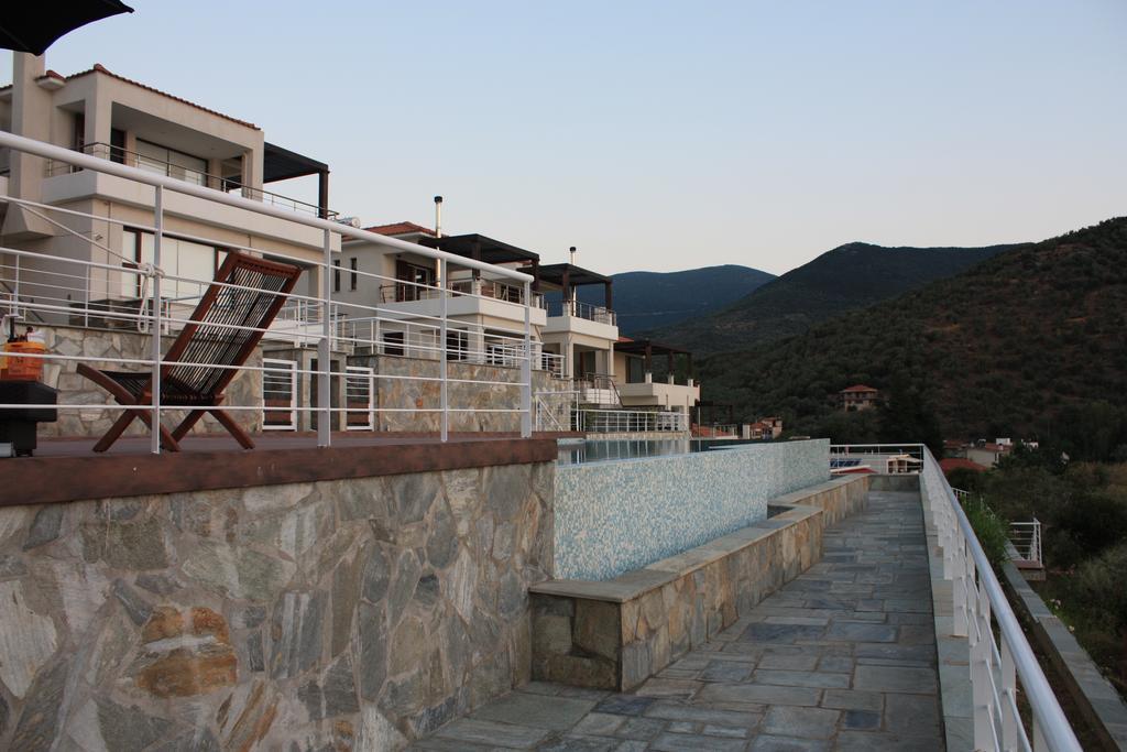 Lefki 14 *