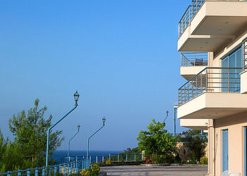 Xenia & Guest house 3*