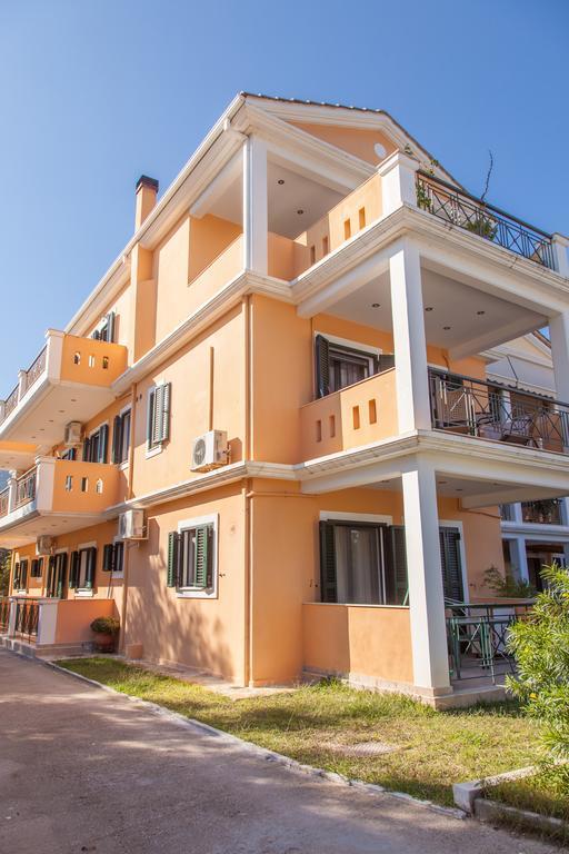 Emelia * Nydri (Lefkada)