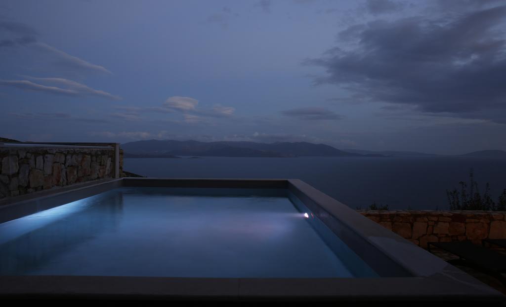 Seaview Maisonette Holiday home *