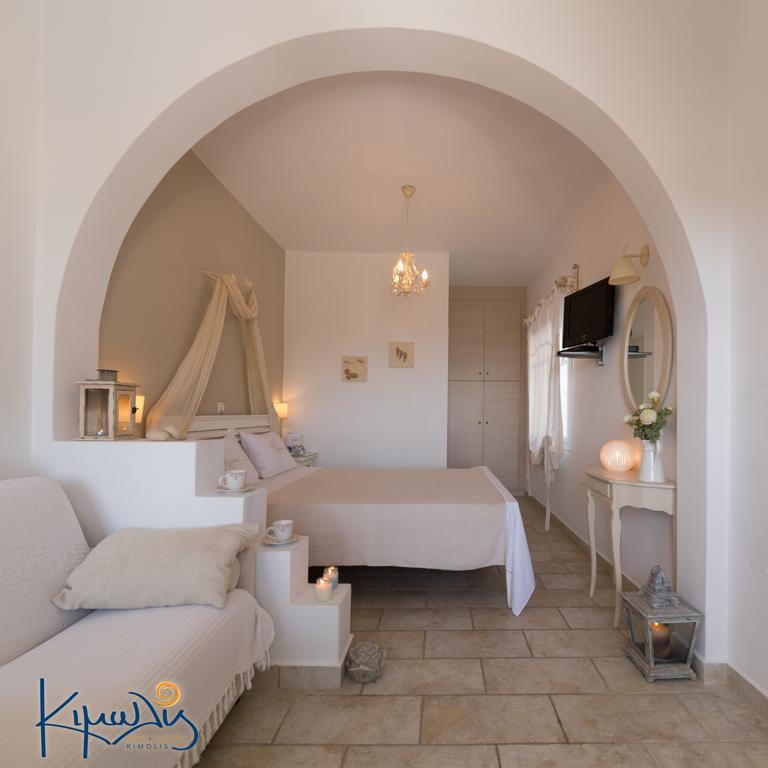 Kimolis Aparthotel 3*