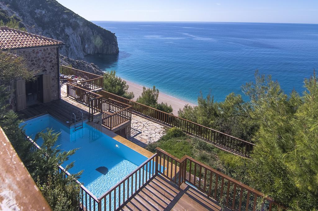 Beyond Villas * Agios Nikitas