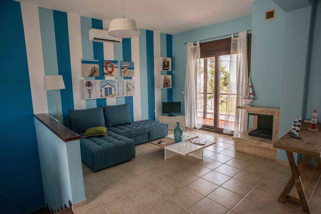 Elios Villas *