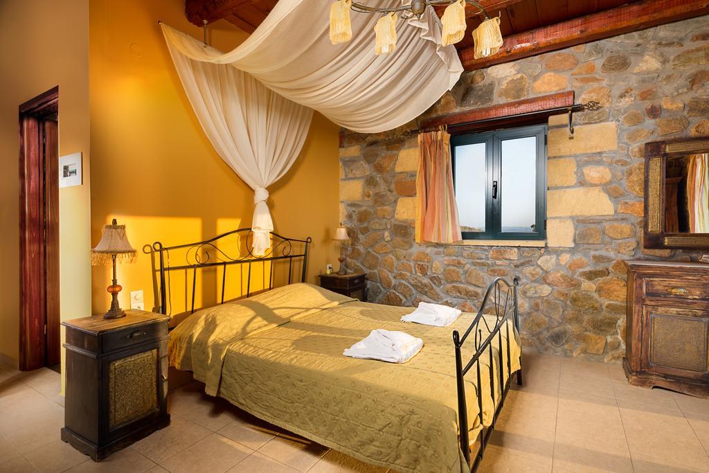 Villa Sea-sunset Views Lefkothea With Private Pool Near Elafonissi