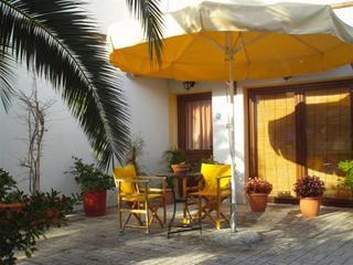 Kassandra Guest house 2*