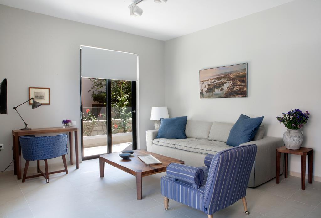 Aethrion Boutique Homes Apartment