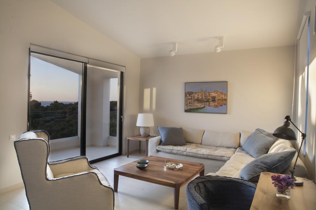 Aethrion Boutique Homes Kato Daratso
