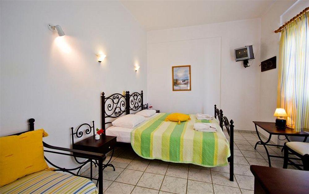 & Archontou Bed & Breakfast 3*