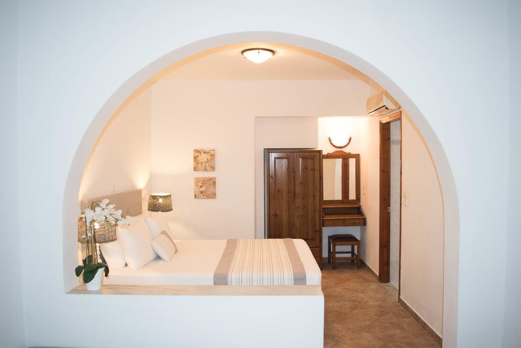 Astron 3* Karpathos Town (Pigadia)