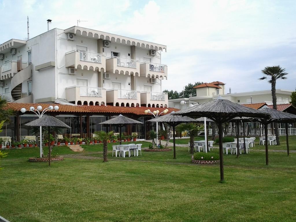 Lidra Hotel 2*
