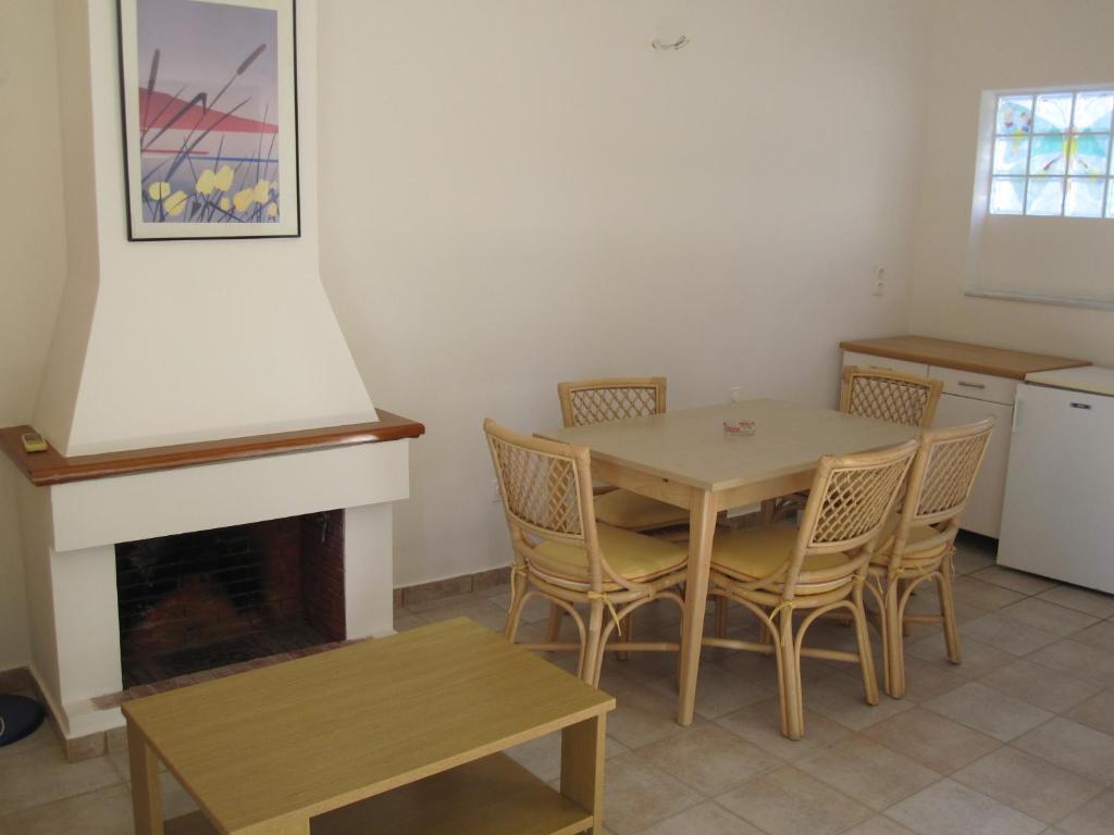 Aparthotel Dionysos Authentic & Village