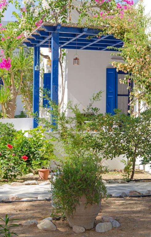Aparthotel Mouras 2*