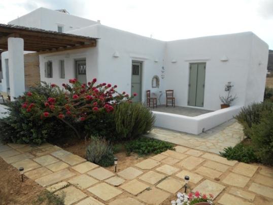 Campos Agios Georgios (Antiparos)