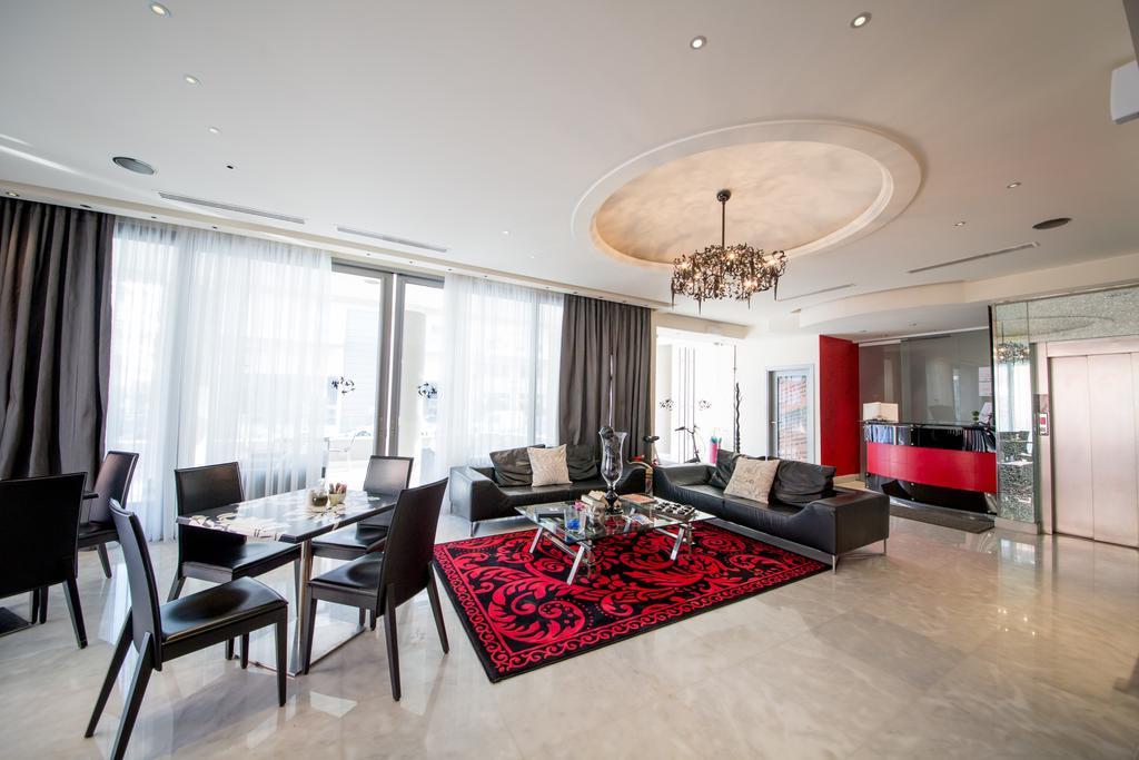 Comfy Boutique Hotel