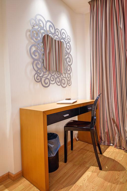 Comfy Boutique Hotel 3*