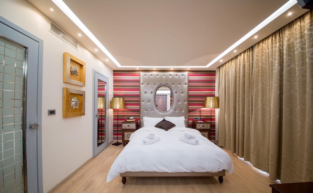 Hotel Comfy Boutique 3*