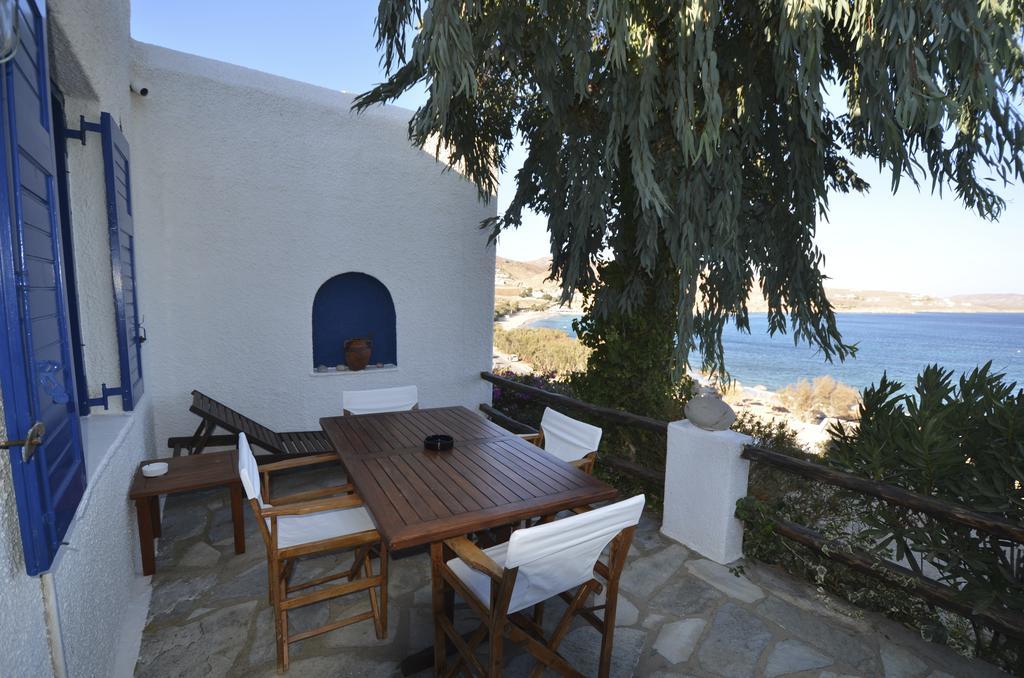 Villas * Kalafatis