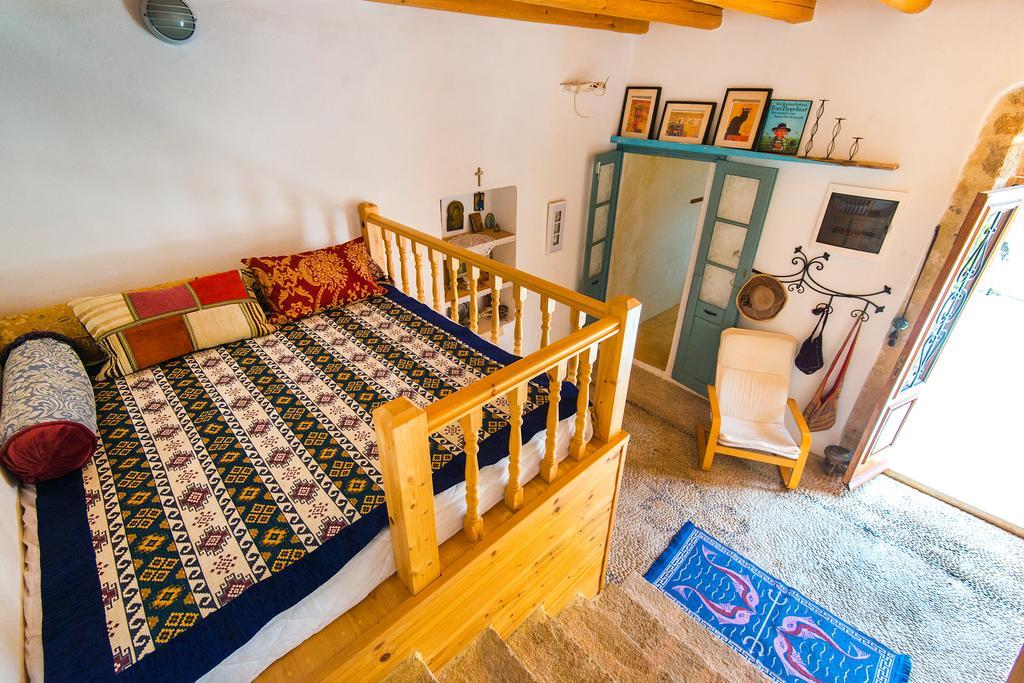 The Grandma House * Ialysos (Rhodes)