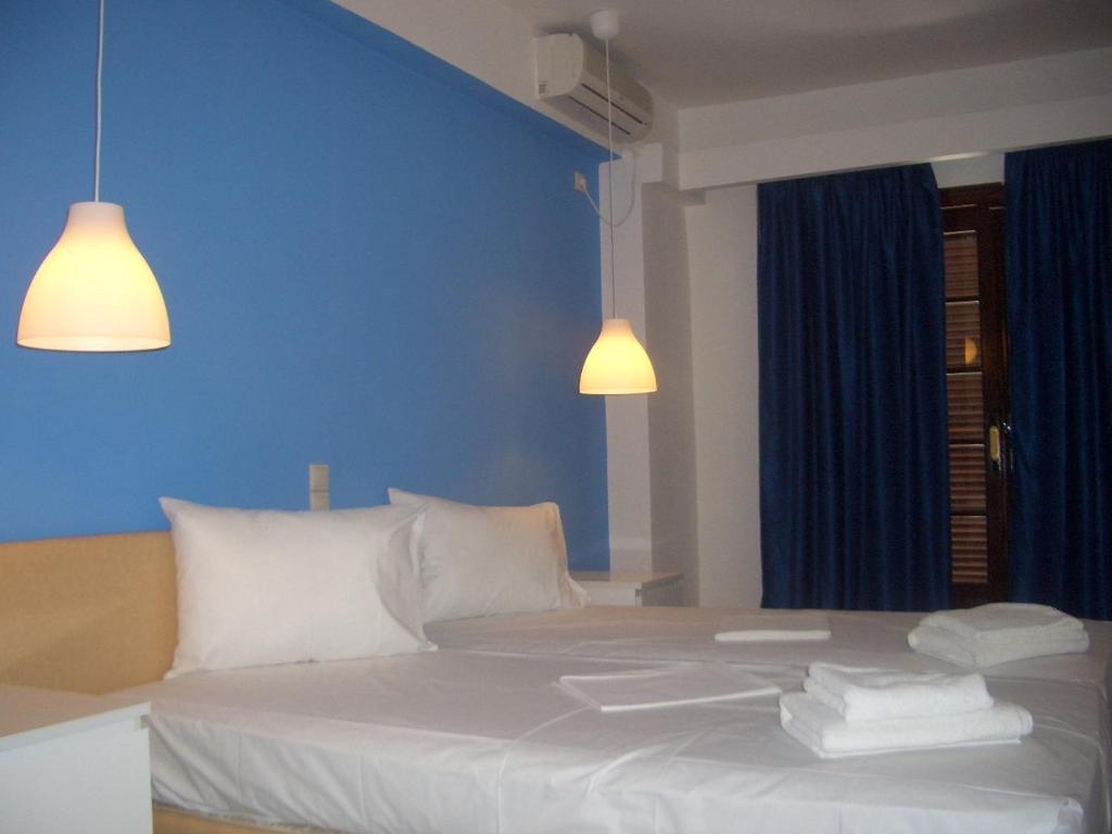 Blue Fountain Hotel 3*