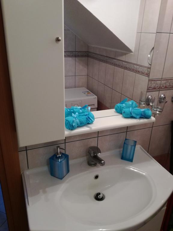 Apartment Anastasia's Nea Peramos (Macedonia)