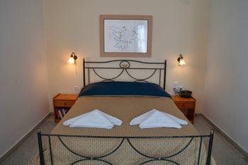 Aparthotel Iliada 2*