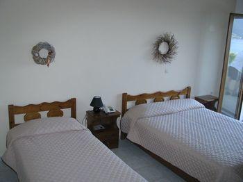 Aparthotel Skoutari Beach