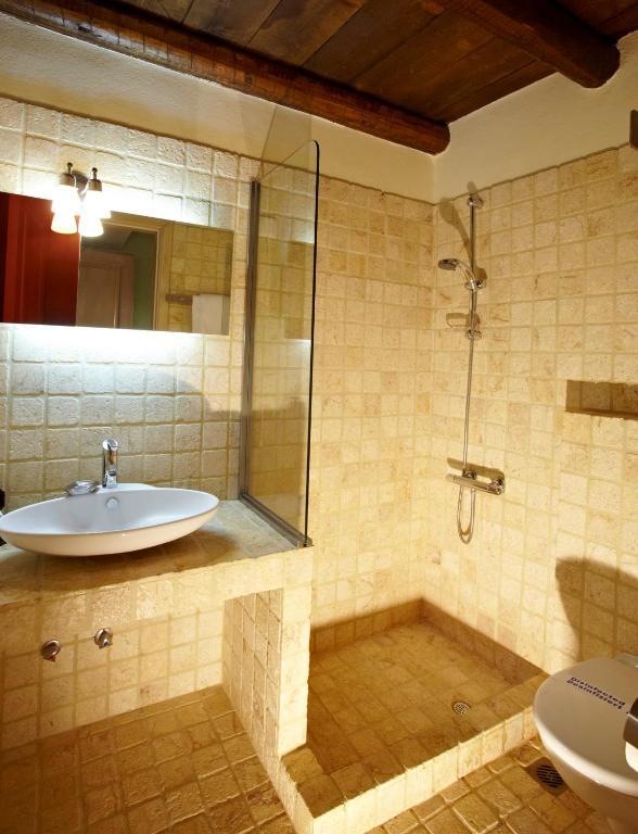 Hotel Semeli 3*