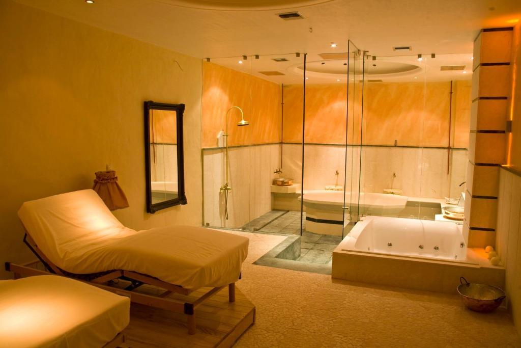 Hotel Semeli 3*
