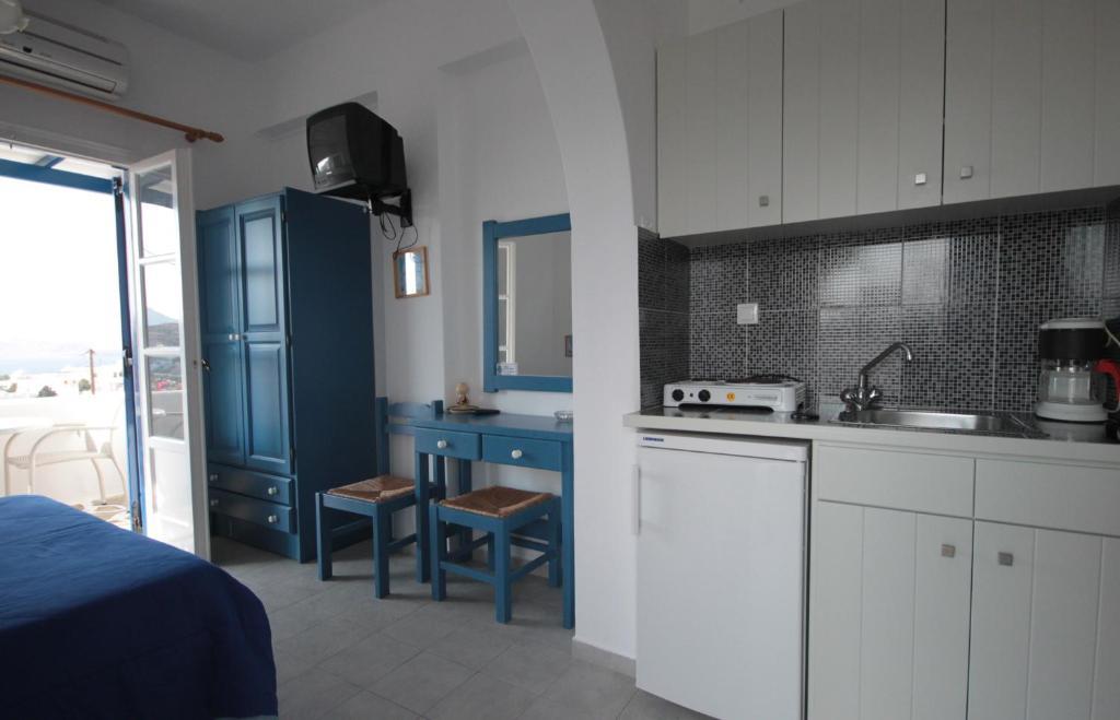 Pandora Naousa (Paros)