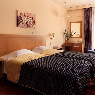 Savoy Hotel 3*
