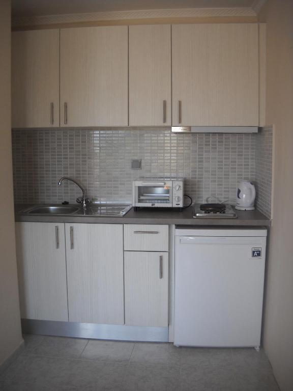 Olive Bay Aparthotel 2*