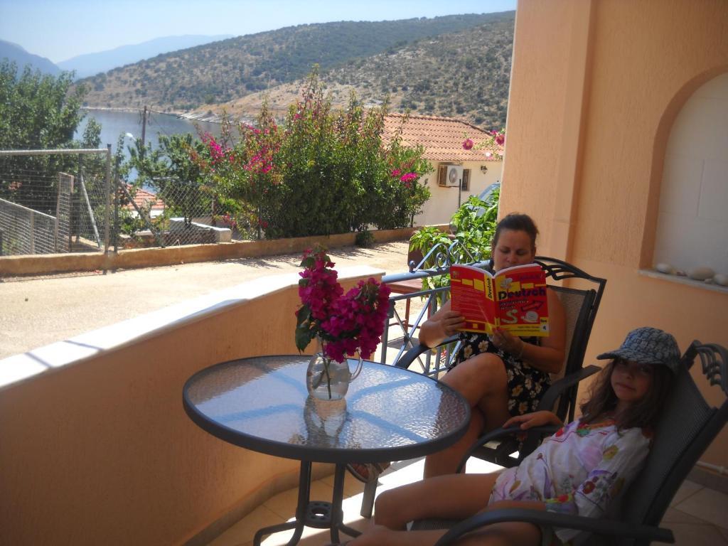 Olive Bay Aparthotel Agia Efimia