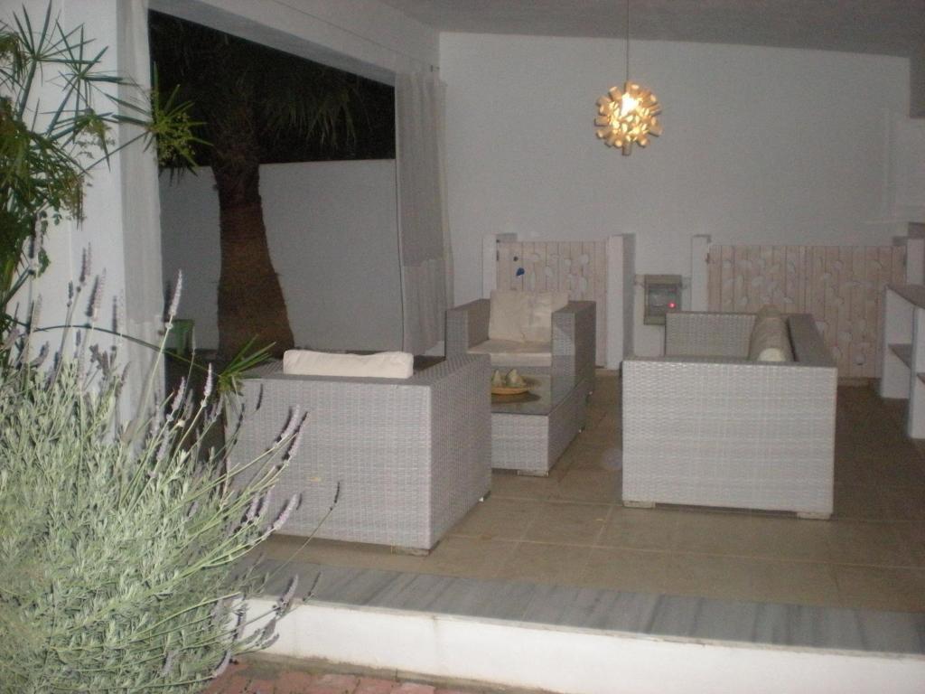 Aparthotel Manolis' House